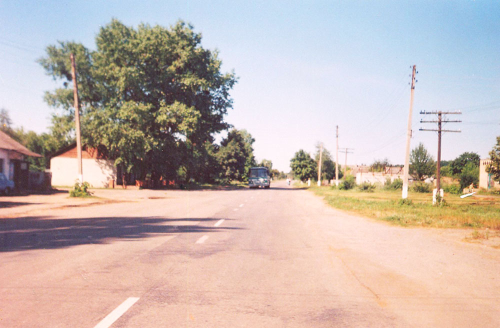 Одна з вулиць села